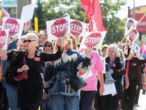 Members of the Algoma District  Elementary Teachers Federation of Ontario protest outside Sault Ste. Marie MPP David Orazietti office in Sault Ste Marie, Ont., on Saturday September 15, 2012. The protest centered on Bill 115. RACHELE LABRECQUE - SAULT STAR/ QMI AGENCY