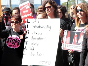 Members of the Algoma District  Elementary Teachers Federation of Ontario protest outside Sault Ste. Marie MPP David Orazietti office in Sault Ste Marie, Ont., on Saturday September 15, 2012. The protest centered on Bill 115. RACHELE LABRECQUE - SAULT STAR/ QMI AGENCY