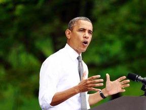U.S. President Barack Obama speaks at a campaign rally at Eden Park in Cincinnati, Ohio September 17, 2012. (REUTERS/Kevin Lamarque)