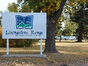 livingstone range school division