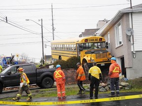 Sudbury Photos School Bus Accident October 30, 2012_5
