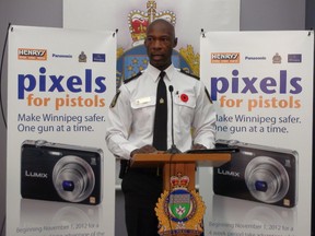Winnipeg police Chief Devon Clunis explains ‘Pixels for Pistols.’ (JOYANNE PURSAGA/Winnipeg Sun)