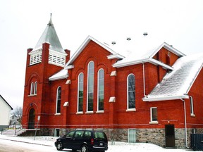 The Knox United Building Our Vision fundraising campaign has so far raised more than $200,000 towards the twin goals of financing roof repairs and a new youth ministry/community outreach program at the 114-year-old church.
REG CLAYTON/Daily Miner and News