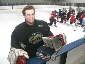 Airdrie’s James Fisk, a Grade 12 student at George McDougall High School, quit the AAA midget UFA Bisons last week in favour of playing goal for the Jr. B Airdrie Thunder so he can focus more on his schoolwork. Travelling to Strathmore three times a week with the Bisons put too much strain on his studies.