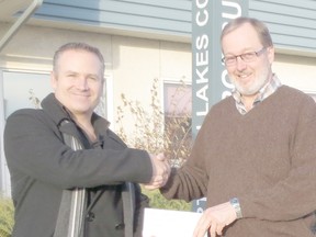 Submitted
Northern Lakes College has received a donation of $100,000 from Penn West Exploration towards the construction of a power engineering steam lab in Peace River. Left to right: Rob Lanctot, Production Superintendent, Penn West Exploration presents cheque to Rick Neidig, President & CEO, Northern Lakes College. Northern Lakes College is aiming at raising $2,000, 000 to build a state of the art facility that would support the college’s Power Engineering program.