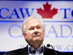 Donald Fehr, Executive Director of the NHLPA, speaks at a CAW-TCA conference in Toronto, Dec. 8, 2012. (Veronica Henri/QMI Agency)