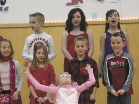 Robina Baker Elementary School’s Grades 1-2 students celebrated the Christmas season with a concert on Tuesday, Dec 4. The school’s Kinders and grades 3-4 also held separate concerts this week.