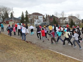 The students at Nouveau Regard taking off for their final lap of the Fourth Annual Reindeer Run at Commando Lake.