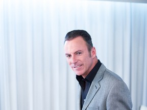 Celebrity party planner, Colin Cowie sets the scene for holiday gatherings with easy accents of sparkling glassware and Febreze candles for ambience and seasonal scent all in one. (JJ Thompson, P&G.)