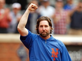 The Blue Jays are in talks with the New York Mets to land National League Cy Young Award winner R.A. Dickey. (Reuters/Files)