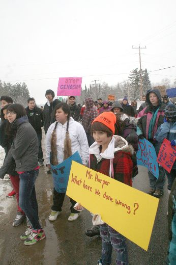 First Nation roadblock near Kinuso, Alberta Edmonton Sun