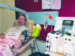 Ron Yaninski makes his 400th donation for the Canadian Blood Services.