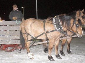 In addition to access to the Kenora Recreation Centre’s facilities, there are horse-drawn free sleigh rides for those attending the Kenora Recreation Centre’s Family New Year’s Eve event.