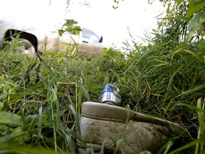 The scene where the body of Emmanuel Amoah was found near 17 St and 20 Ave. SW in Edmonton, Alberta on September 16, 2010. (FILE PHOTO)