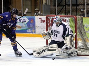 05 Lakers hockey