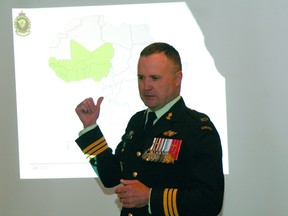 Lt. Col. Dave Fraser, Chief of Staff for 38th Canadian Brigade Group, spoke to Kenora Rotary about Mali being the next possible arena in the Western war against al-Queda.
JON THOMPSON/Daily MIner and News