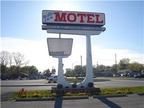 Willie_s Inn Motel, Sarnia