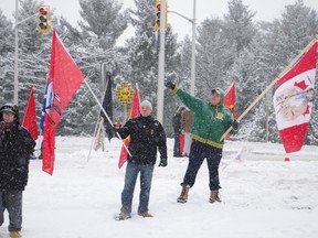 Idle No More slows Highway 17_8