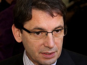 Dr. Roumen Milev