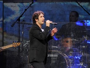 Josh Groban performs in Sunrise, Florida, Oct. 26, 2011. (WENN.COM)