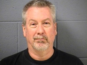 Former police sergeant Drew Peterson is pictured in this booking photo, released by the Will County Sheriff's Office on May 8, 2009.  REUTERS/Will County Sheriff's Office/Handout