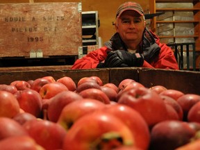 Colin Campbell apples