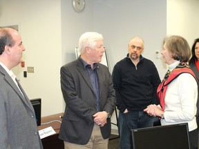 Mayor Rick Hamilton showed Bob Rae around the White Mountain Academy on Sunday, with the help of Line Lapointe and Councillor Norman Mann.
Photo by JORDAN ALLARD/THE STANDARD/QMI AGENCY