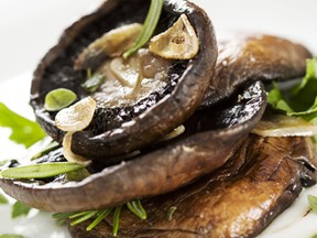 Portobello mushrooms, (Broilkingbbq.com)