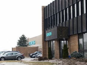 Siemens Canada has secured a major wind turbine contract which is great news for the Tillsonburg blade plant, which will be 'ramping up' production to meet the demand. The announcement was made Monday. Jeff Tribe/Tillsonburg News