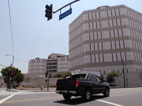 The Los Angeles County Sheriff's Department Twin Towers Correctional Facility in Los Angeles is shown in this June 9, 2007 file photo. REUTERS/Phil McCarten/Files