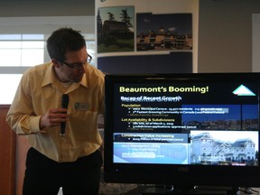 (Top left) Shaun Green, economic development officer for Beaumont makes his ‘Beaumont is Booming’ presentation during the Beaumont Business Association’s April mixer at the Coloniale Golf and Country Club on Apr. 2. BOBBY ROY/QMI AGENCY