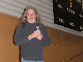 Comedian Tim Nutt performed at the Kerry Vickar Centre on Saturday, April 6 as part of the Kin Comedy Night fundraiser.