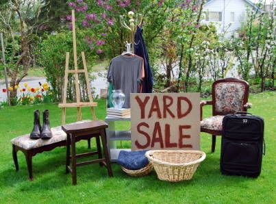 Yard sales clear clutter before moving day | London Free Press