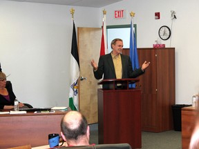 Rob Merrifield, MP for Yellowhead, stopped by the April 8 Whitecourt Town Council meeting to announce more than $133 million in funding from the Community Infrastructure Improvement Fund for Rotary Park trail systems.
Johnna Ruocco | Whitecourt Star