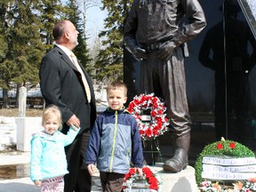 National Day of Mourning was held across the country Sunday to honour those who have died or fallen ill due to workplace accidents or exposure. In Timmins, MPP Gilles Bisson (NDP–Timmins-James Bay), and his grandchildren Victoria and Nathaniel, were among those attending a ceremony at the Miner’s Memorial near the McIntyre Mine.