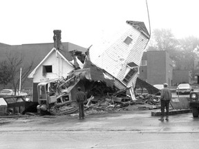 The old Shell Station's last day.