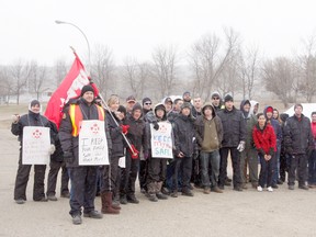 Erin Steele/R-G
Correctional Peace Officers at the Peace River Correctional Centre down Shaftesbury Trail were the first to go on strike in Peace River. Monday they were followed by Alberta Sheriffs and court administrative staff as well as social workers. The social workers went back to work Tuesday morning. By press time the Tuesday other parties were still on strike.