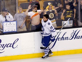 Boston fans greet Toronto Maple Leafs' Joffrey Lupul before the game. (MICHAEL PEAKE/Toronto Sun)