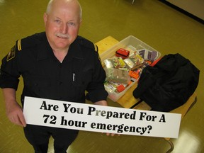 DANIEL R. PEARCE Simcoe Reformer
John Verboom, community safety officer with the Norfolk County Fire Department, is promoting the idea of 72-hour emergency kits in all homes.
