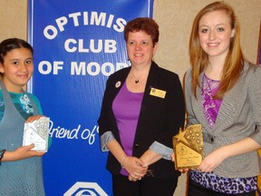 The Optimist Club of Moore recently sponsored two contestants at the Southwestern Ontario Optimist District oratorical contest. Pictured are Nada Ibrahim of Sarnia, a Grade 5 student at Cathcart School (runner up), Tracy Kingston, Moore Optimist oratorical chair, and Elleke Belet of Corunna, a Garde 11 LCCVI student who was one of two top speakers, winning a $2,500 scholarship for post secondary education. SUBMITTED PHOTO/FOR THE OBSERVER/QMI AGENCY