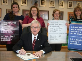 Local agencies are teaming up to raise awareness about sexual abuse and sexual assault. The City of Timmins helped in this effort proclaiming May as Sexual Assault Awareness Month. Coun. Mike Doody, seated, provided the honours as acting mayor while, standing from left, Becky Mason and Julie DeMarchi of the Timmins Women & Area Crisis Centre, Michelle Mailloux of Villa Renouvellement women’s shelter and Julie Bechard-Fischer of Centre passerelle pour femmes. Absent from the photo were representatives from Her Place and Tranquility House.