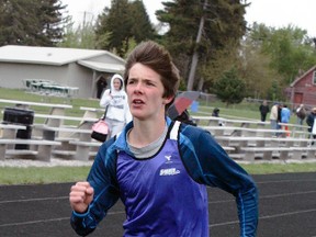 DANIEL R. PEARCE Simcoe Reformer
Noah Defreyne, 15, of Simcoe Composite School broke the Norfolk County high school record on Monday in the midget boys 3,000m race. Defreyne's time was even better than all the junior and senior boys who took part in the race.