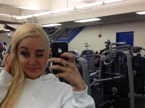 Amanda Bynes posted this image of herself at the gym on Twitter. (Amanda Bynes/Twitter)