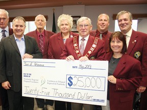 SEAN CHASE sean.chase@sunmedia.ca
The town of Petawawa has donated $25,000 to the Pembroke Regional Hospital Foundation MRI campaign. In the photo is (left to right) Councillor James Carmody, Pembroke Regional Hospital president and CEO Pierre Noel, Councillor Frank Cirella, Councillor Treena Lemay, Mayor Bob Sweet, Councillor Murray Rutz, Councillor Theresa Sabourin and Deputy Mayor Tom Mohns. For more community photos please visit our website photo gallery at www.thedailyobserver.ca.