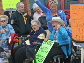 Seniors at the Chatham Retirement Resort chanted “stop cuts to seniors” on May 23 as they protested the upcoming changes the Ontario government is making to the way many seniors will receive physiotherapy treatment.
Kirk Dickinson/Chatham This Week