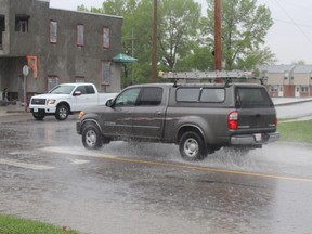 High River is dealing with its first major storm of the spring (MARCO VIGLIOTTI/HIGH RIVER TIMES/QMI AGENCY)