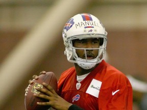 E.J. Manuel (3) of the Buffalo Bills readies to pass during rookie camp on May 10, 2013 in Orchard Park, New York. Manuel was Buffalo's first round draft pick in 2013.  (Rick Stewart/Getty Images/AFP)