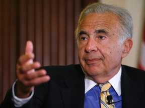 Investor Carl Icahn speaks at the Wall Street Journal Deals & Deal Makers conference at the New York Stock Exchange in this June 27, 2007 file photograph. REUTERS/Chip East/Files