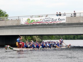 Four teams help paddle up more than $4,000 during the final edition of the Blind River Dragon Boat Festival on Saturday. 
Photo by JORDAN ALLARD/THE STANDARD/QMI AGENCY