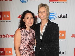 Jane Lynch (right) and her wife, Dr. Lara Embry. (WENN.com)